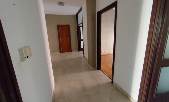 1738105818720 (Small)